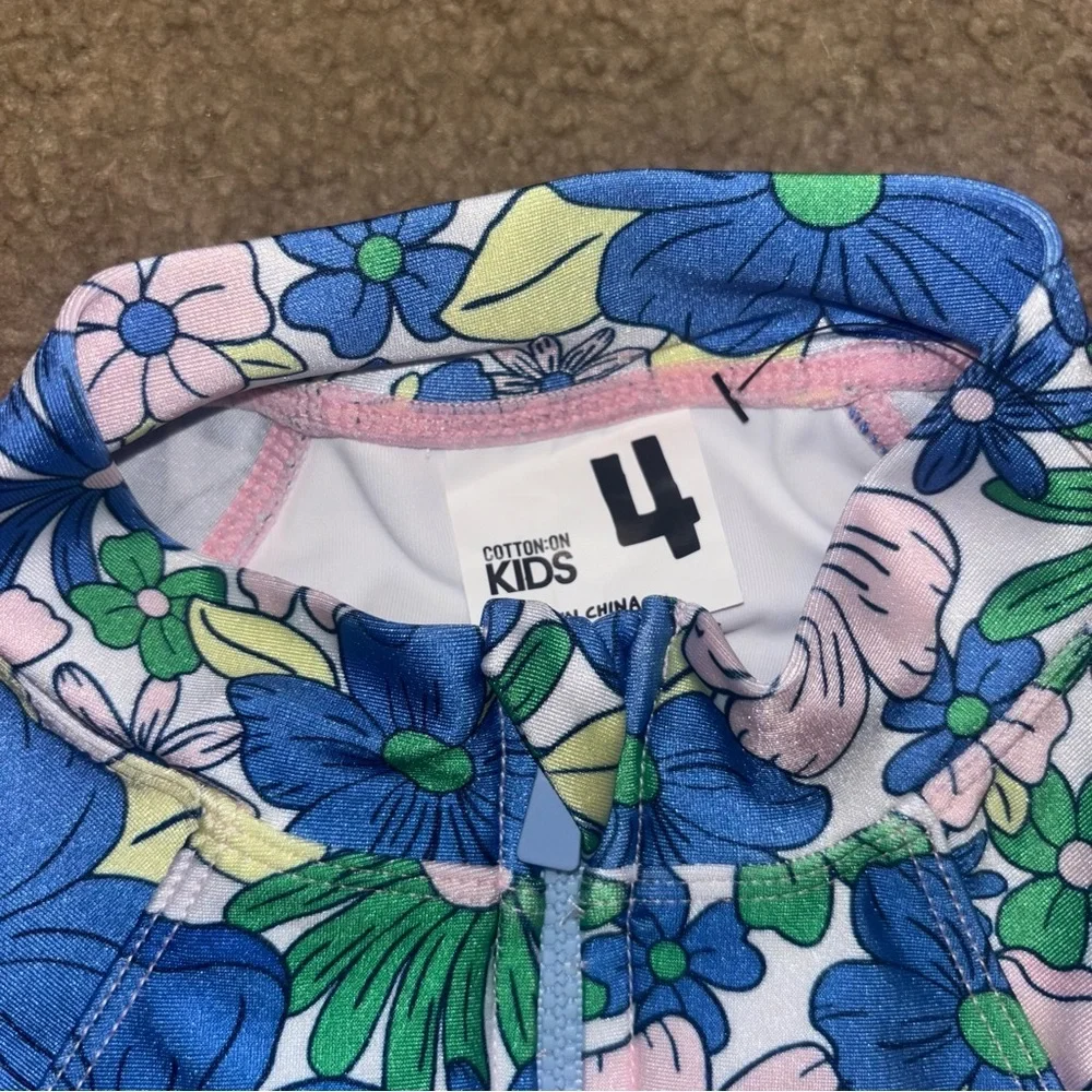 Cotton On Kids Lydia Vanilla blue floral long sleeve swimsuit, size 4